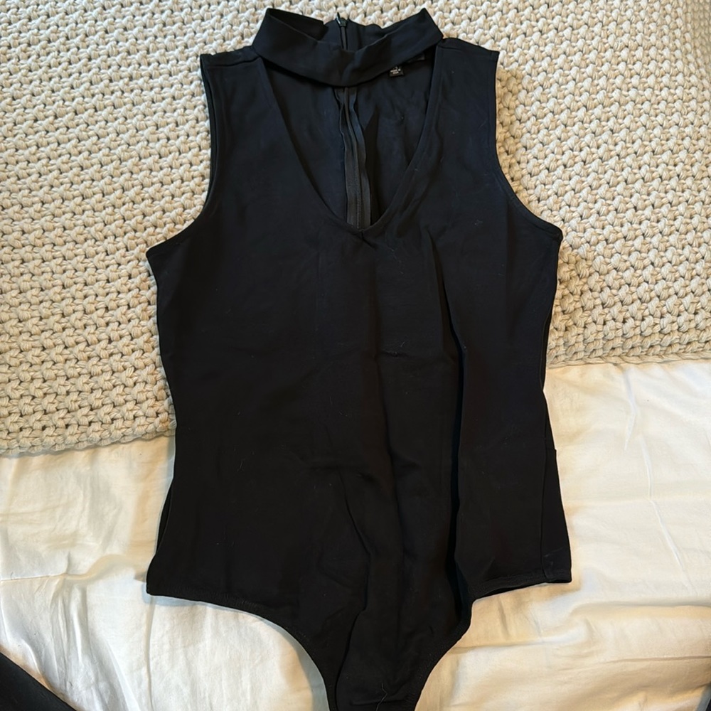 Lulus cutout mock neck bodysuit